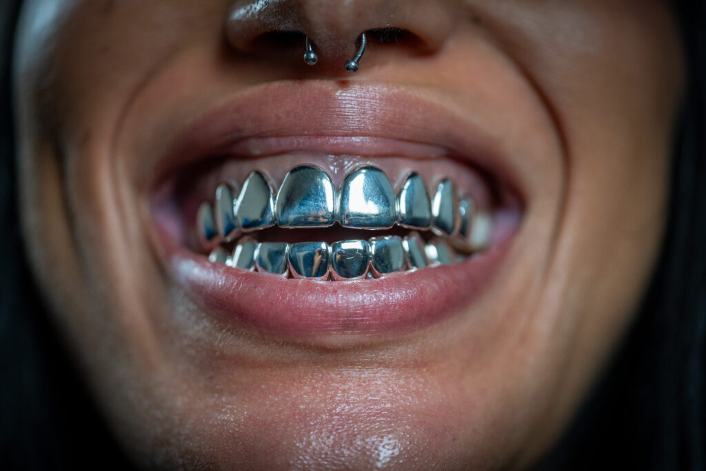 GH Jewelry - Lisa close up